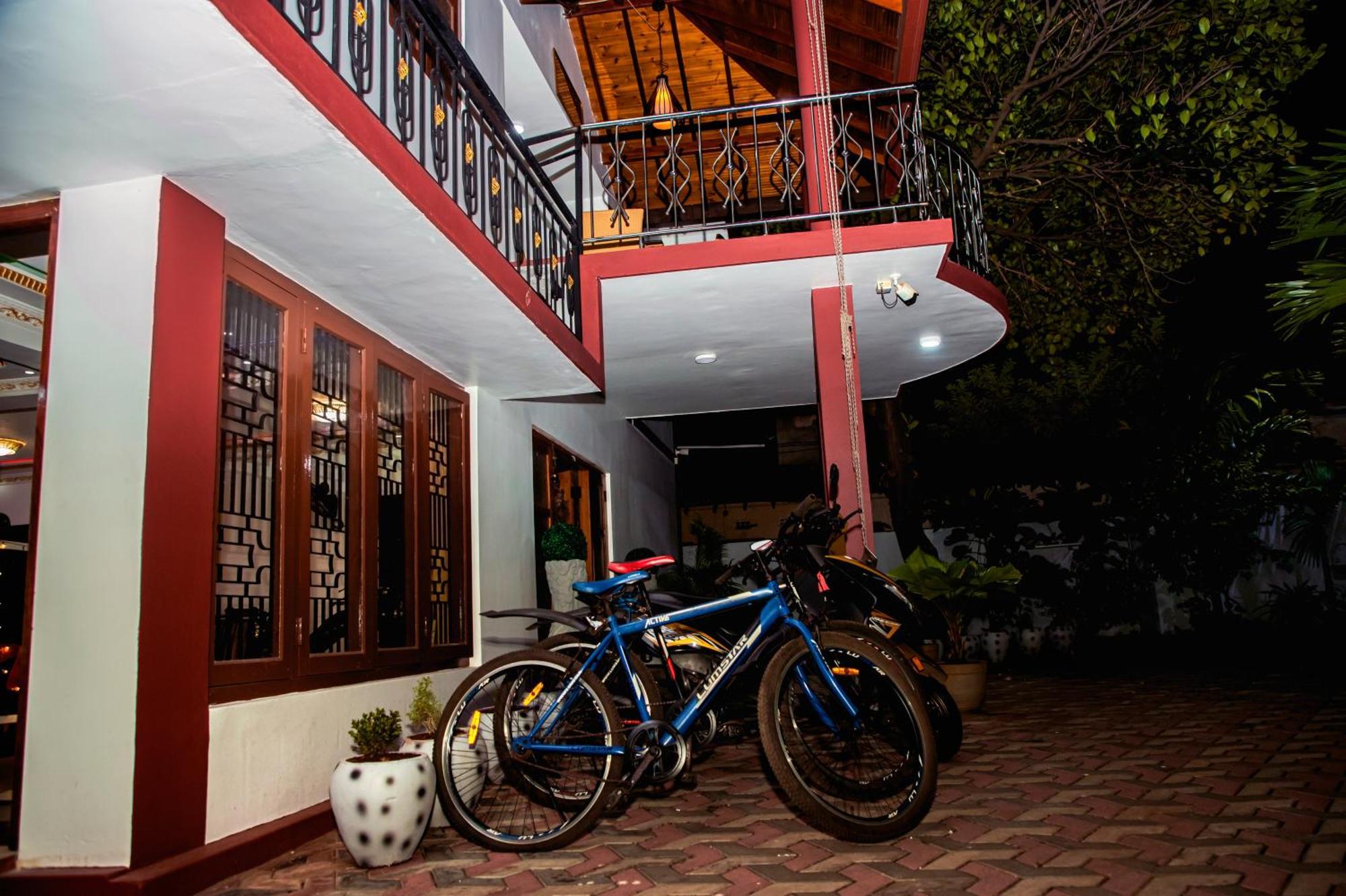 Golden Star Guest House Джафна Экстерьер фото